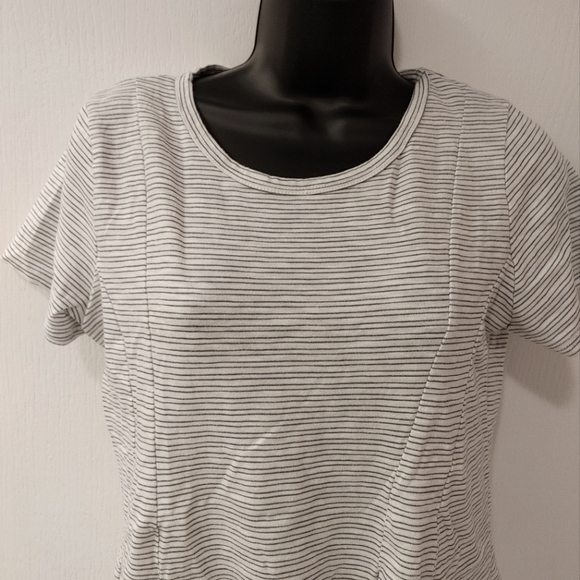 DONATED 💜 3/$18 LAZY SUNDAYS peplum striped top - Picture 3 of 7